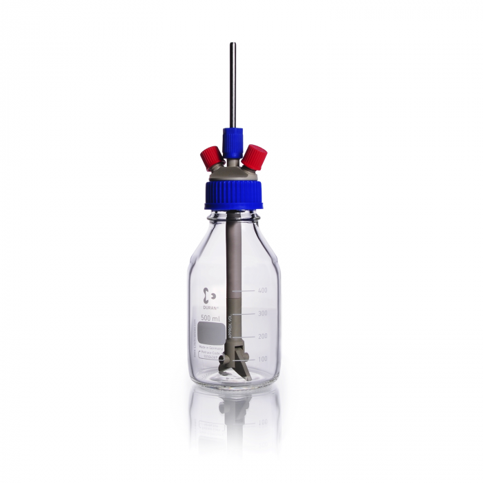 DURAN® GL 45搅拌瓶反应器套装，含500ml透明瓶、螺旋盖（PP蓝色）、2个GL 14端口和2个GL 14红色PBT盖，以及可折叠式磁性搅拌器